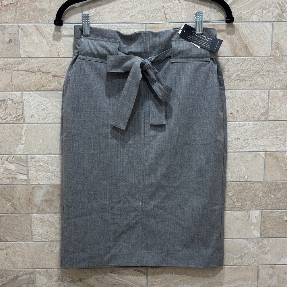 New Banana Republic Factory Gray Pencil Skirt Size 0